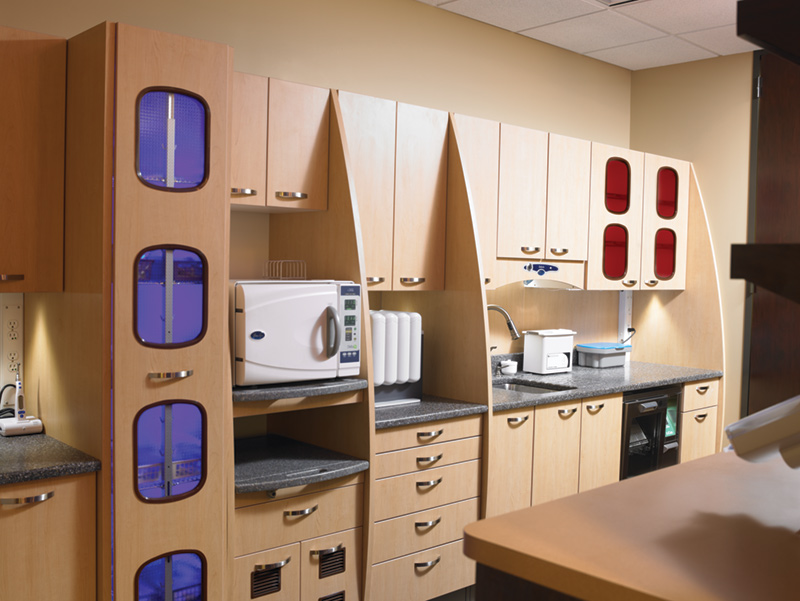 The customized and efficient sterilization center is equipped with Pelton & Crane Solaris, Delta Q, and KaVo QUATROcare.